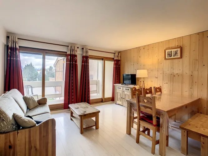 AIG_1_71 / 3 rooms (2 bedrooms) / 8 people